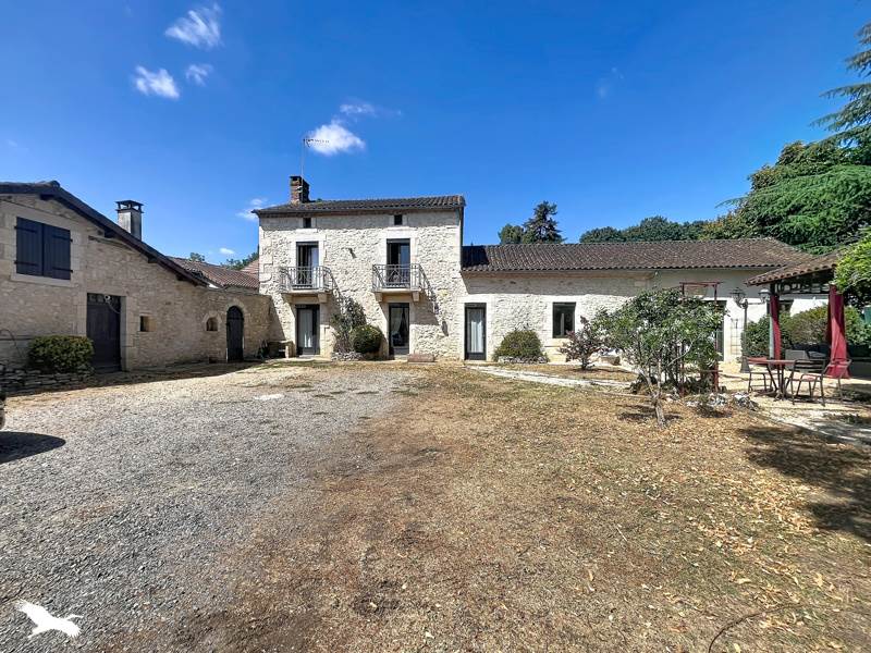 Vente Maison VAUNAC - 4 pièces -155 m² - (24800)