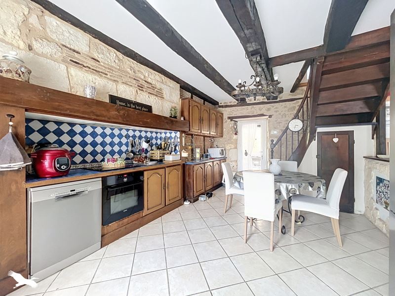 Vente Maison VAUNAC - 4 pièces -155 m² - (24800)
