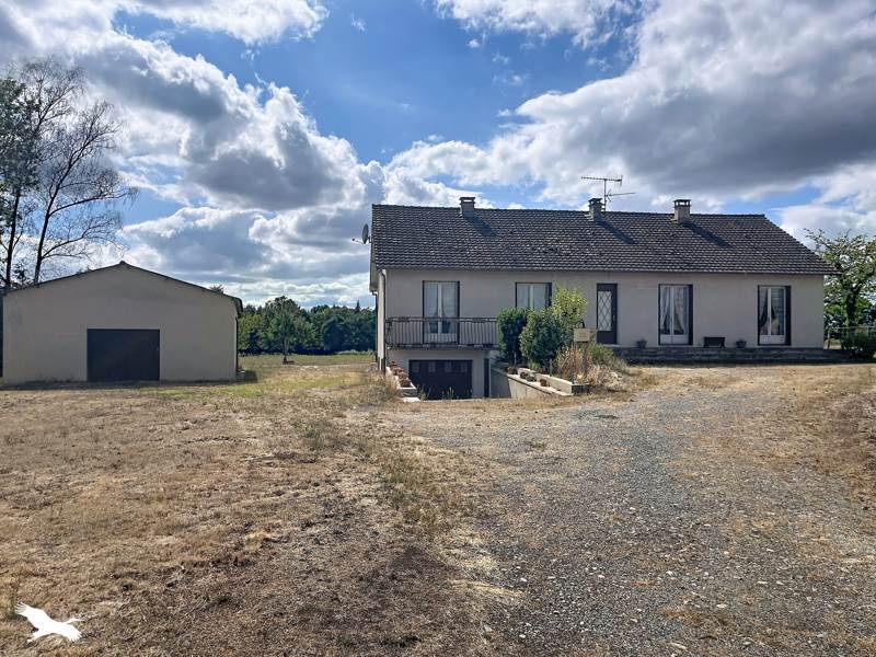 Maison 5 pièces 130 m² · à Saint-Jory-de-Chalais · 130 m² · 140 400 €