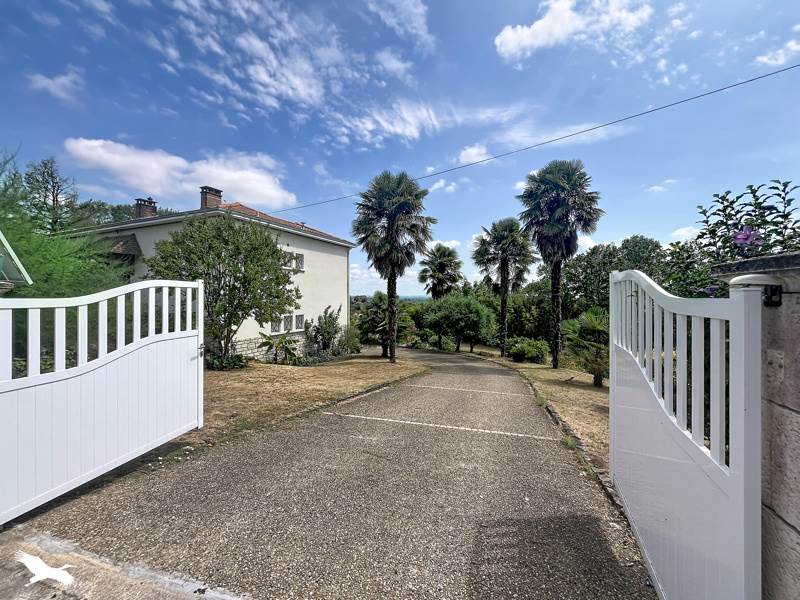 Vente Maison THIVIERS - 4 pièces -152 m² - (24800)