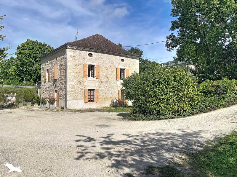 Vente Immeuble NEGRONDES - -  205 m² - (24460)