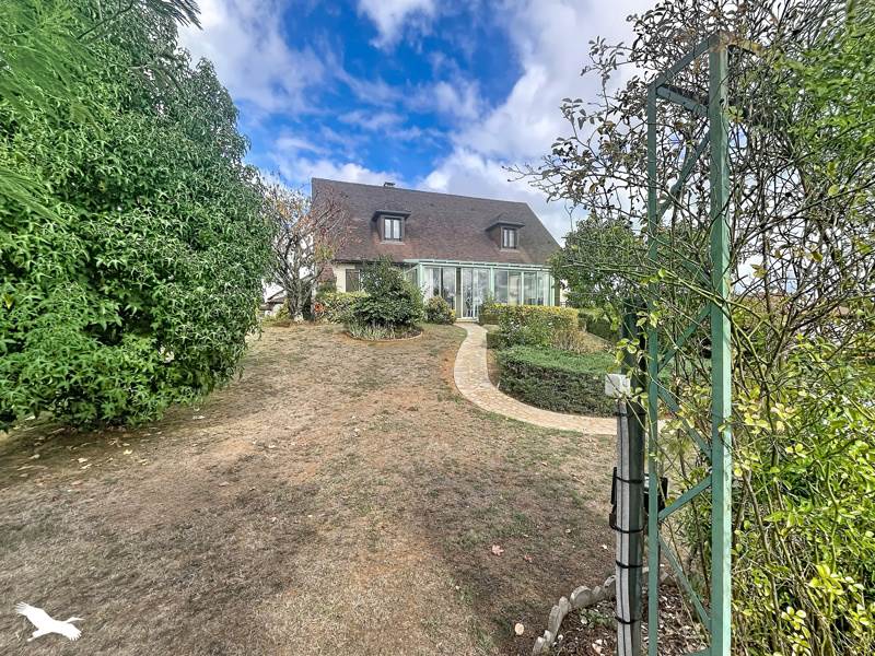 Vente Maison Thiviers 24800 8 pièces - 219 m²