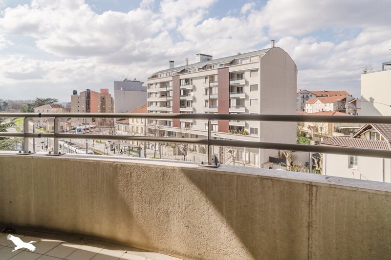 Vente Appartement VILLEURBANNE - 3 pièces -67 m² - (69100)