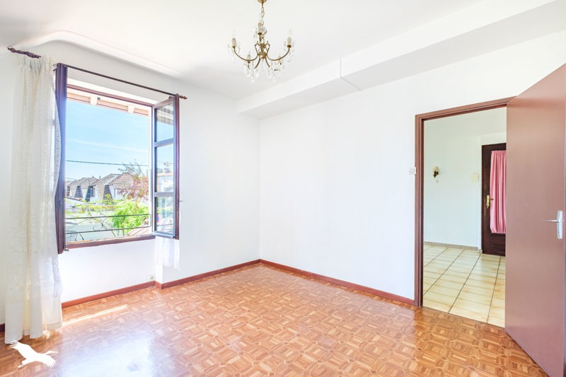 Vente Appartement VAULX EN VELIN - 3 pièces -76 m² - (69120)