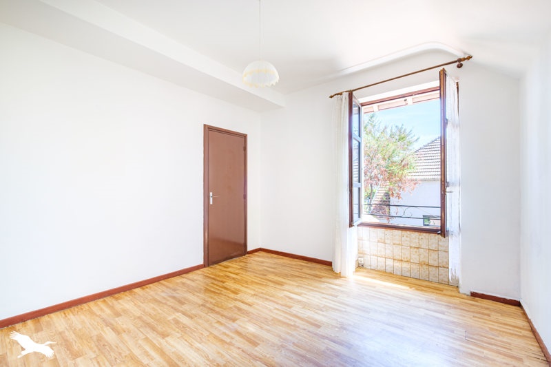 Vente Appartement VAULX EN VELIN - 3 pièces -76 m² - (69120)