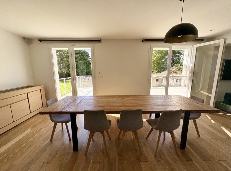 Vente Maison DOMMARTIN - 7 pièces -296 m² - (69380)