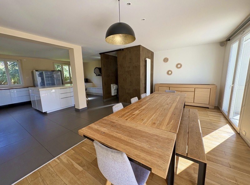 Vente Maison DOMMARTIN - 7 pièces -296 m² - (69380)