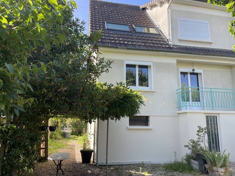 Vente Maison AUBERGENVILLE - 6 pièces -107 m² - (78410)