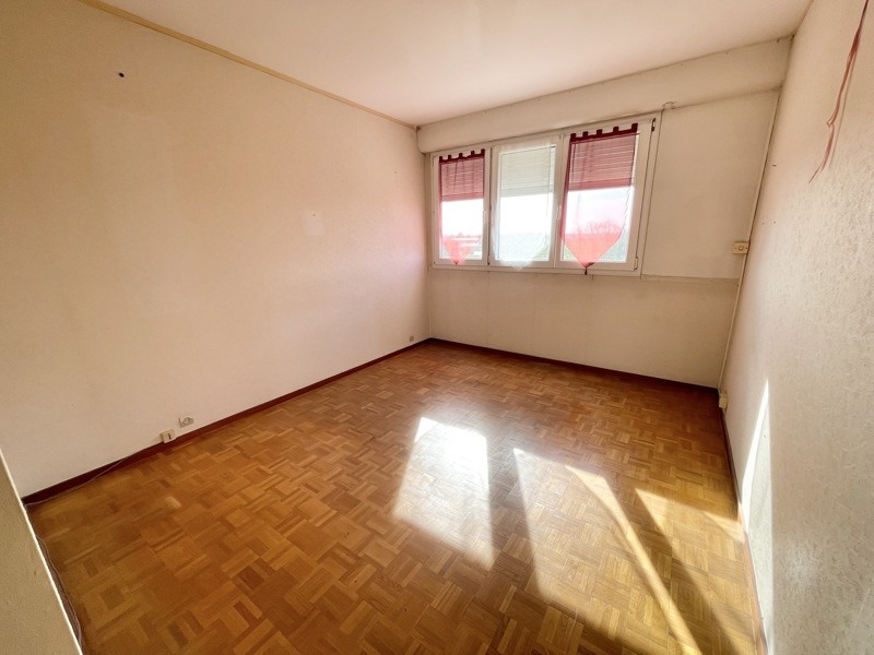 Vente Appartement AUBERGENVILLE - 5 pièces -90 m² - (78410)