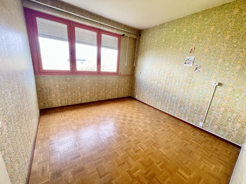 Vente Appartement AUBERGENVILLE - 5 pièces -90 m² - (78410)