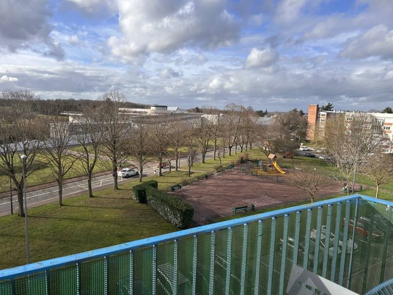 Vente Appartement AUBERGENVILLE - 4 pièces -75 m² - (78410)