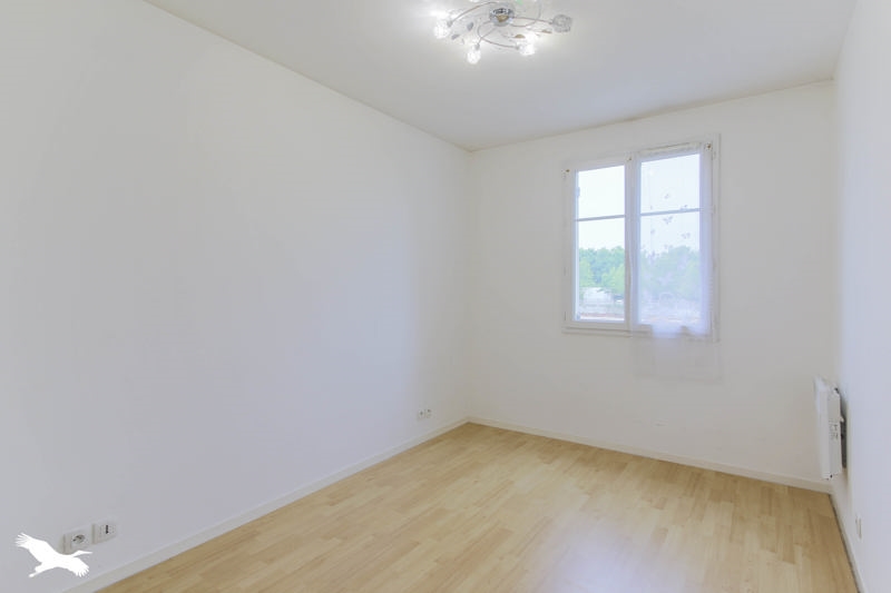 Vente Appartement AUBERGENVILLE - 4 pièces -85 m² - (78410)