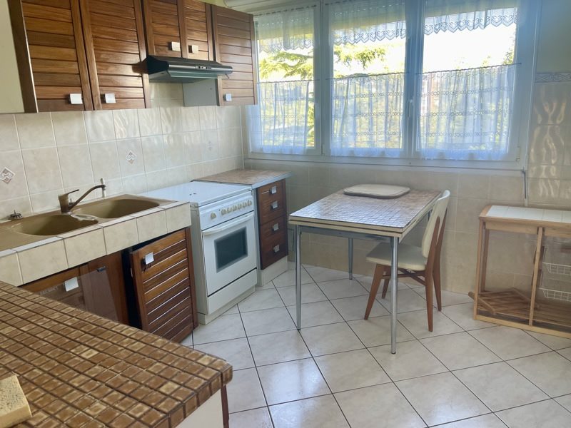 Vente Appartement AUBERGENVILLE - 4 pièces -74 m² - (78410)