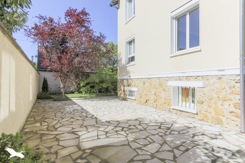 Vente Maison AUBERGENVILLE - 7 pièces -115 m² - (78410)