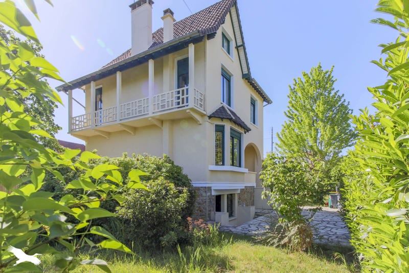 Vente Maison AUBERGENVILLE - 7 pièces -115 m² - (78410)