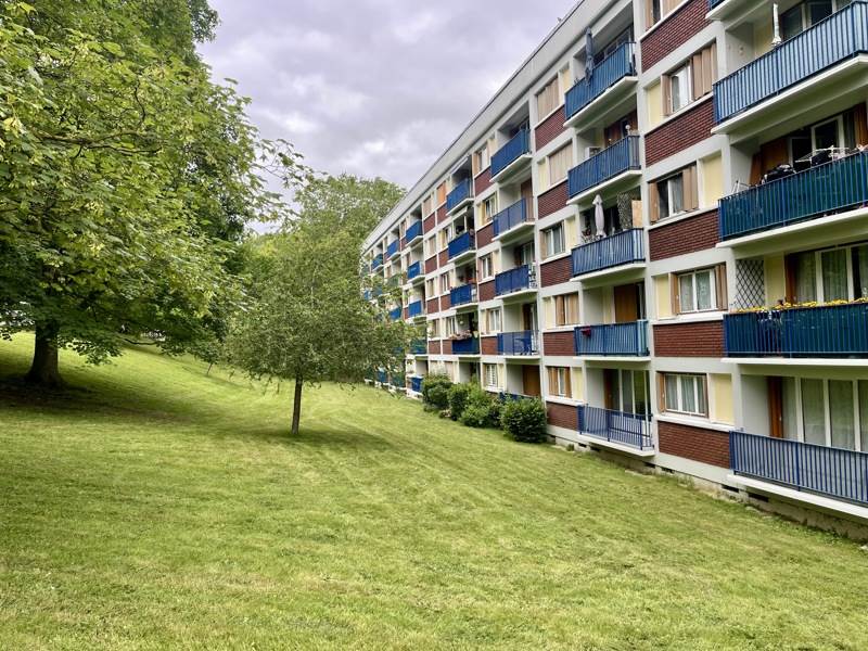 Vente Appartement AUBERGENVILLE - 2 pièces -50 m² - (78410)