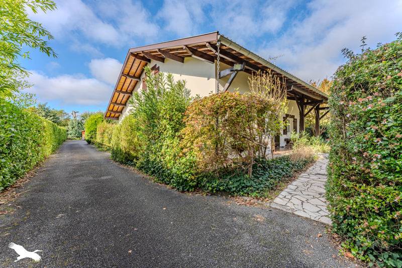 Vente Maison BIGANOS - 4 pièces -150 m² - (33380)