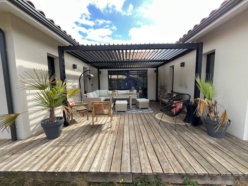 Vente Maison BIGANOS - 6 pièces -168 m² - (33380)
