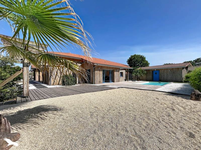 Maison 4 pièces 155 m² · à Biganos · 155 m² · 638 450 €