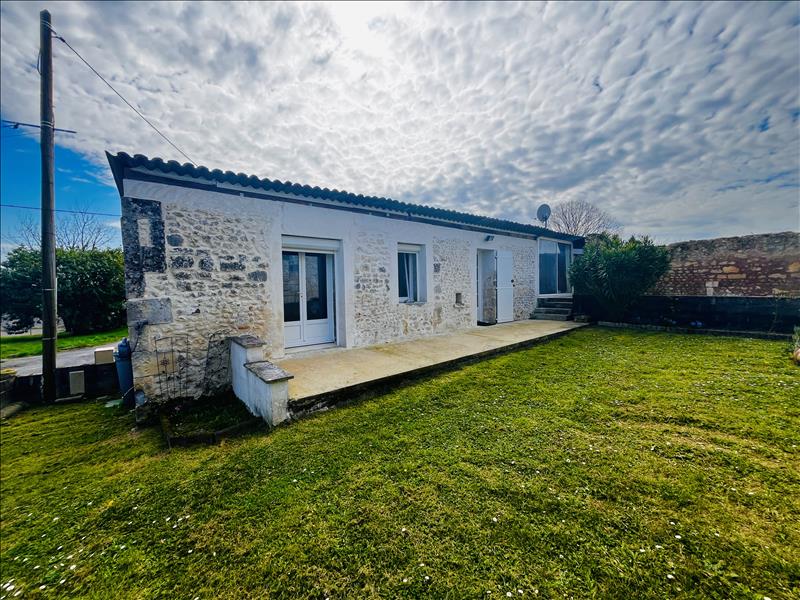 Vente Maison Champagne-Vigny - 3 pièces -154 m² - (16250)