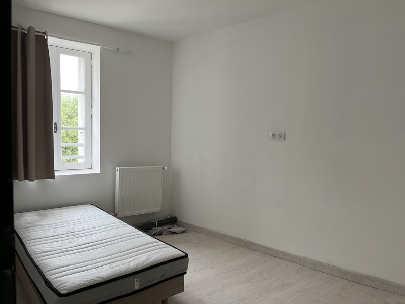 Vente Immeuble Barbezieux-Saint-Hilaire - -  155 m² - (16300)
