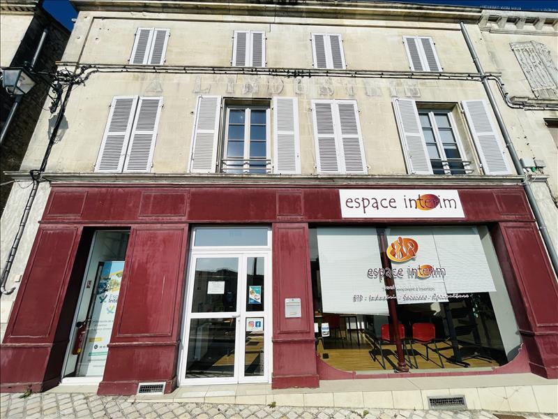 Vente Immeuble Barbezieux-Saint-Hilaire - -  231 m² - (16300)