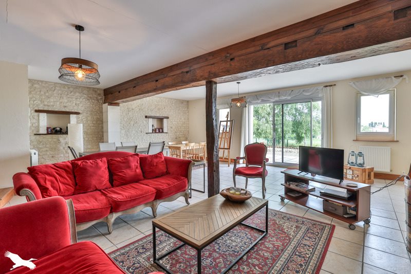 Vente Maison BERNEUIL - 8 pièces -318 m² - (16480)