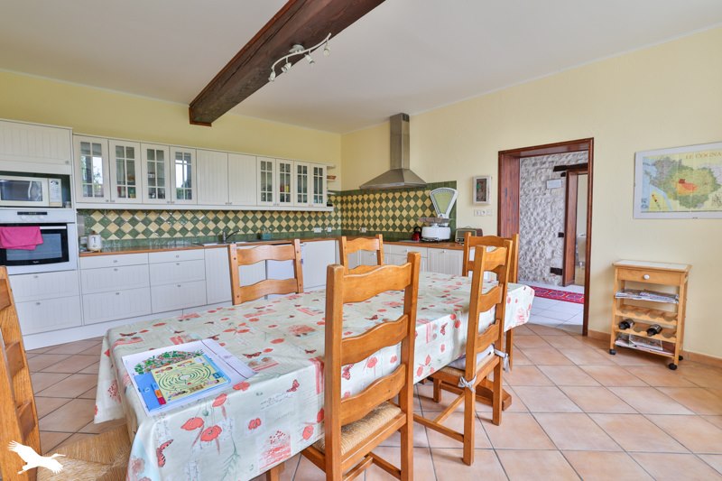 Vente Maison BERNEUIL - 8 pièces -318 m² - (16480)