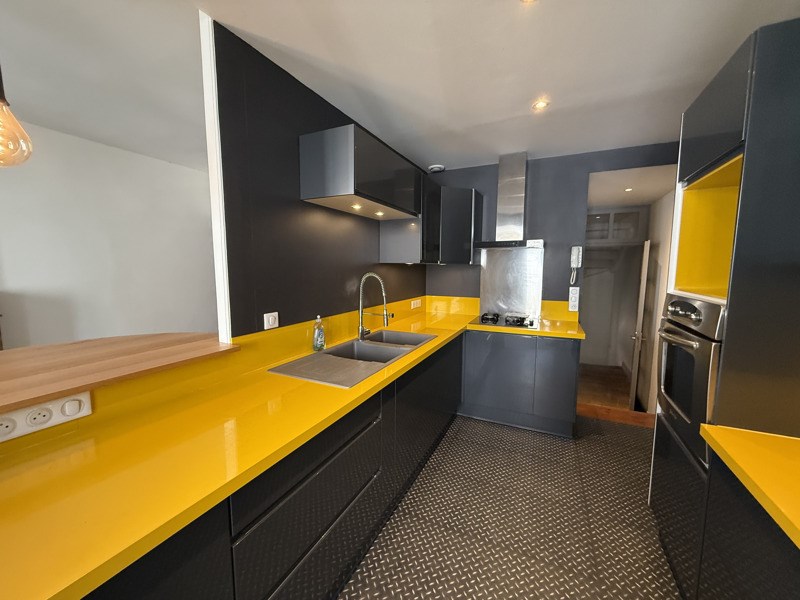 Vente Maison LA ROCHEFOUCAULD EN ANGOUMOIS - 7 pièces -130 m² - (16110)