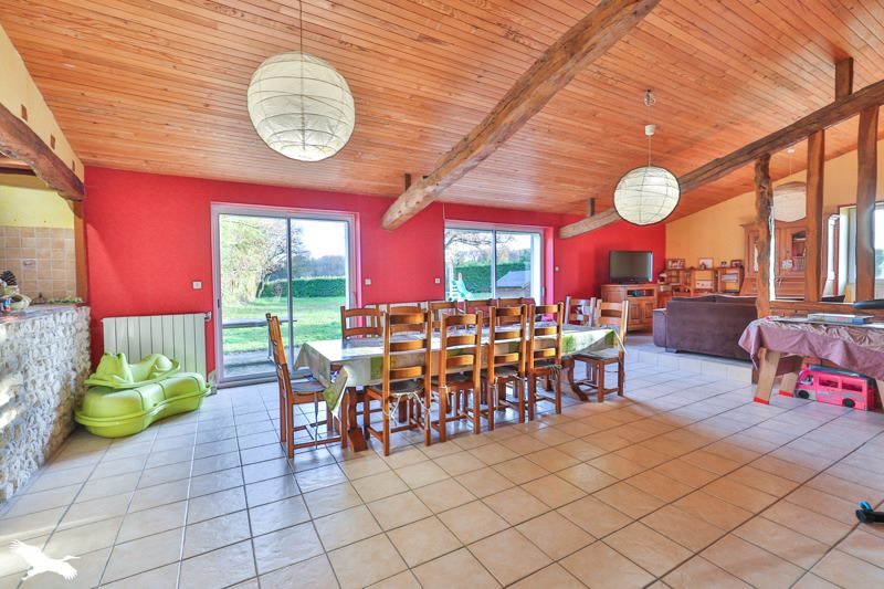 Vente Maison CHALLIGNAC 16300 6 pièces - 170 m²