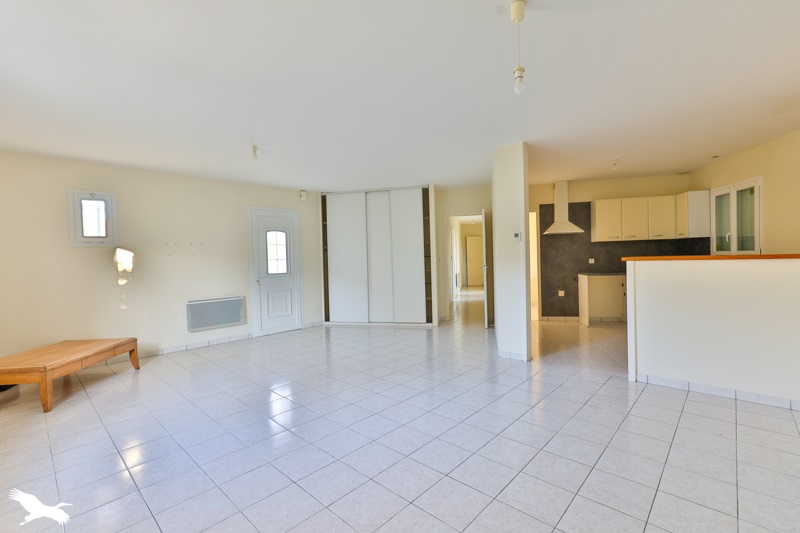 Vente Maison REIGNAC - 5 pièces -105 m² - (16360)