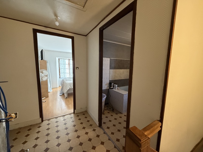 Vente Maison BARBEZIEUX ST HILAIRE - 5 pièces -103 m² - (16300)