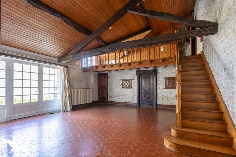 Vente Maison Criteuil-la-Magdeleine - 8 pièces -360 m² - (16300)