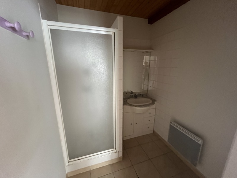 Vente Immeuble Barbezieux-Saint-Hilaire - -  266 m² - (16300)