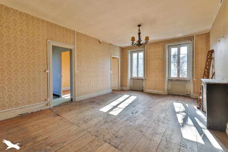 Vente Maison BARBEZIEUX ST HILAIRE - 16 pièces -342 m² - (16300)