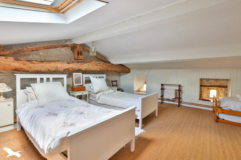 Vente Maison BERNEUIL - 5 pièces -172 m² - (16480)