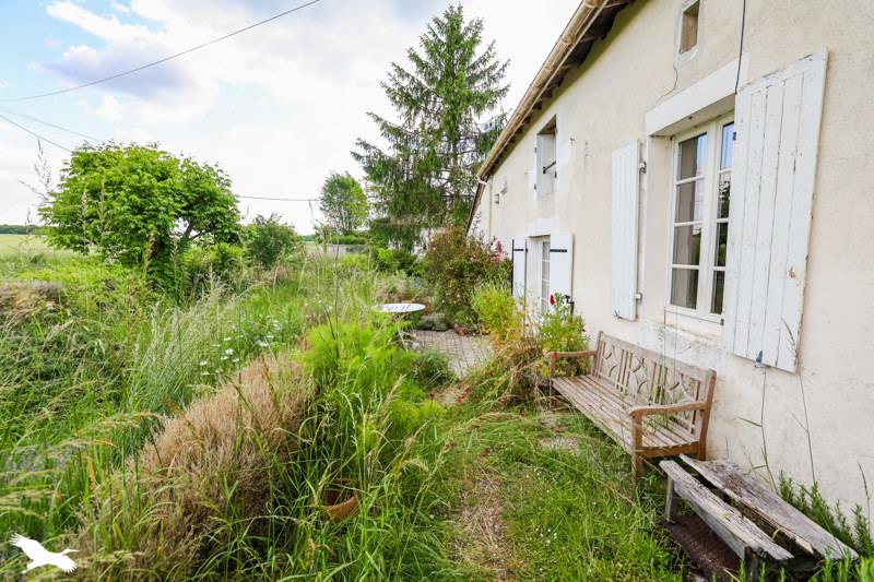 Vente Maison BERNEUIL - 5 pièces -172 m² - (16480)