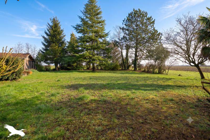 Vente Maison BELLEVIGNE - 10 pièces -181 m² - (16120)