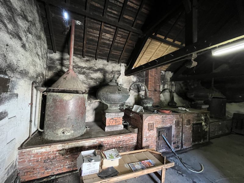 Vente Maison BELLEVIGNE - 10 pièces -181 m² - (16120)