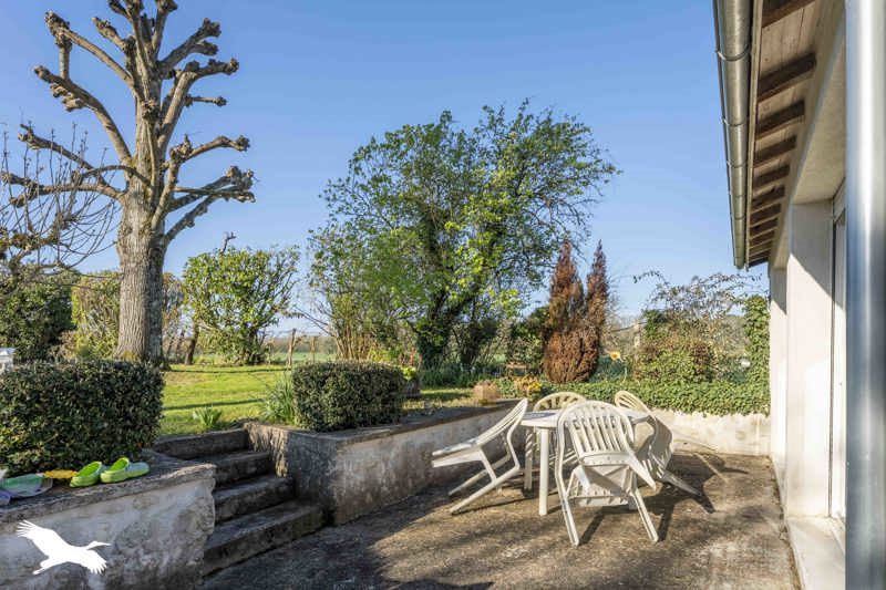 Vente Maison BESSAC - 5 pièces -108 m² - (16250)