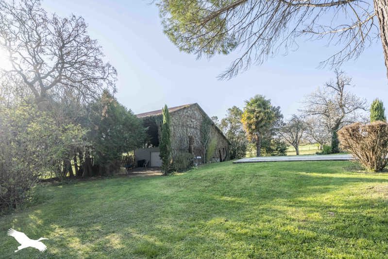Vente Maison BESSAC - 5 pièces -108 m² - (16250)