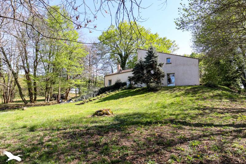 Vente Maison TOUVERAC - 6 pièces -120 m² - (16360)