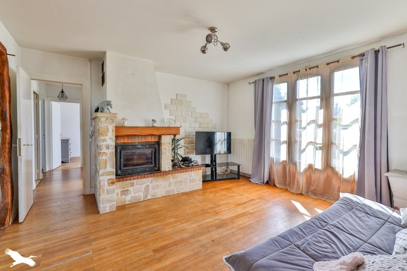 Vente Maison BARBEZIEUX ST HILAIRE - 5 pièces -85 m² - (16300)