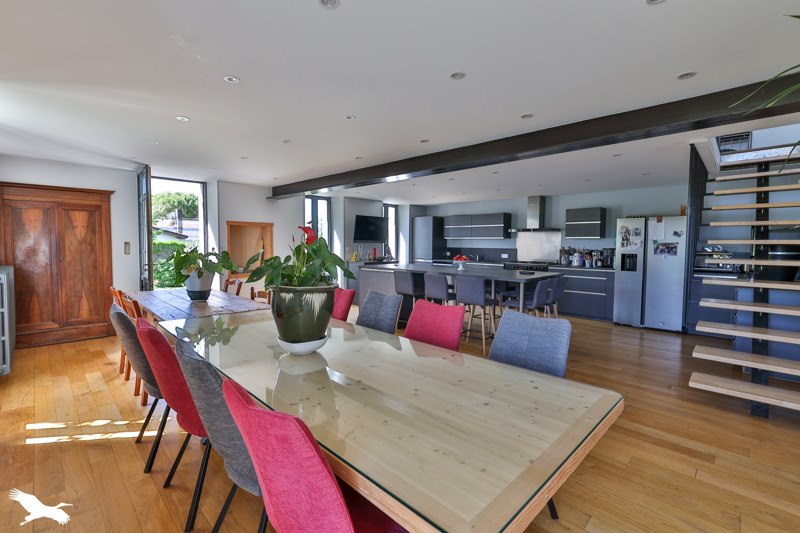 Vente Maison REIGNAC - 8 pièces -256 m² - (16360)