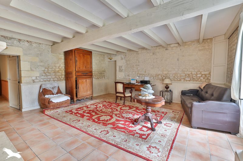 Vente Maison CRITEUIL LA MAGDELEINE - 7 pièces -175 m² - (16300)