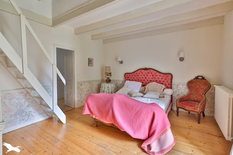 Vente Maison CRITEUIL LA MAGDELEINE - 7 pièces -175 m² - (16300)