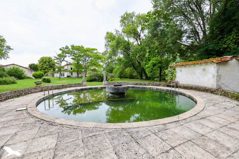 Vente Maison CRITEUIL LA MAGDELEINE - 7 pièces -175 m² - (16300)