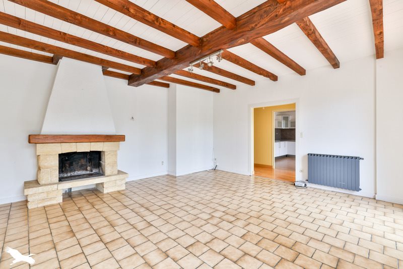 Vente Maison JUILLAC LE COQ - 4 pièces -110 m² - (16130)