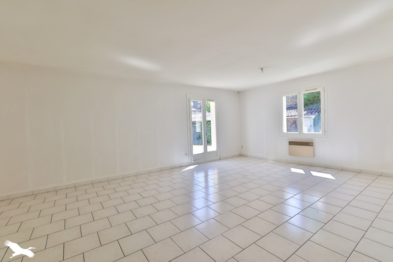 Vente Maison BARBEZIEUX ST HILAIRE - 4 pièces -120 m² - (16300)