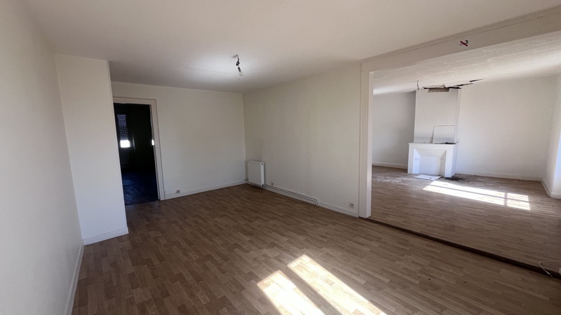 Vente Immeuble BARBEZIEUX ST HILAIRE - -  259 m² - (16300)